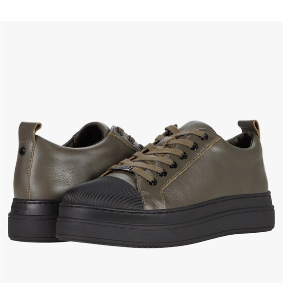 J/SLIDES Shoes - NWT J/SLIDES NOCARINA Cactus and Black Leather Sneaker